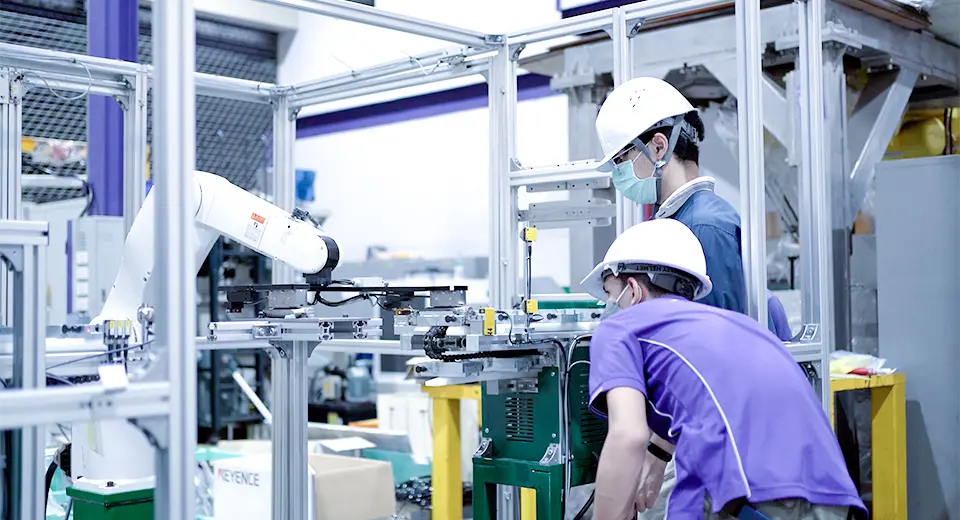 Innovation Achieved by Integrating Kaizen and Robot Technology